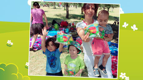 La trndiana pilygaitan, sus amigos y sus peques lo han pasado genial en el parque.