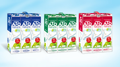 ATO Natura está disponible en tres variedades: Entera, Semidesnatada y Desnatada; y en dos formatos de venta: el brik de un litro y el pack de briks (6 litros).