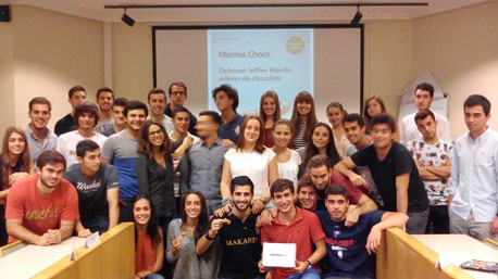 El trndiano Luis_jose ha dado una clase magistral de Mentos Choco a sus compañeros.