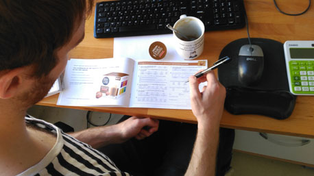 Rellenando los cuestionarios