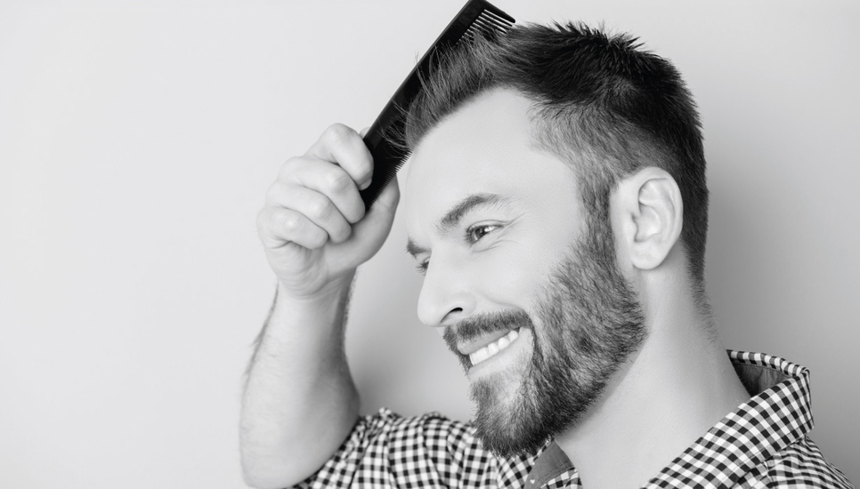 Se trata de un hongo presente en nuestro cuero cabelludo…