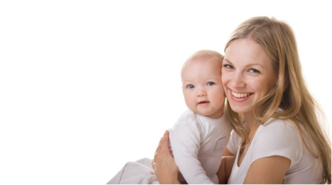 Precisamente, los hogares con embarazadas, bebés y niños requieren un extra de desinfección, sobre todo en suelos, cambiadores, tronas, alfombras infantiles, juguetes, peluches.