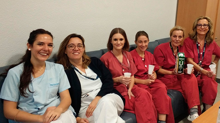 La trndiana virquintan junto a sus compañeras probado Únicla.