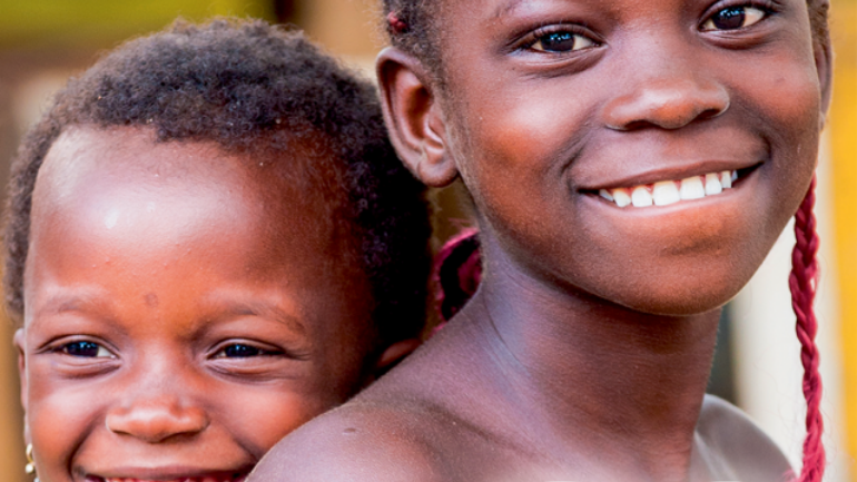 PREVIEW PAMPERS x UNICEF x TRND