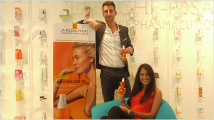 Christelle et David de l'équipe Anthelios, La-Roche-Posay