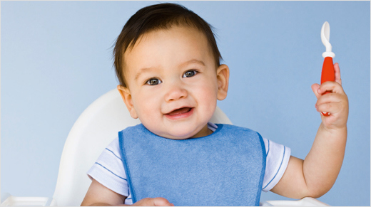 Variées, les recettes ont des textures différentes et évolutives adaptées à bébé dès 12 et 18 mois.