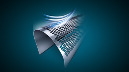 La nouvelle grille SensoFoil permet un rasage de près plus efficace : la grille optimisée coupe les poils plus facilement tout en étant plus douce pour la peau.