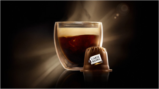 Découvrons ensemble la gamme des capsules espresso CARTE NOIRE, compatibles sur les machines Nespresso®*. Chacune d'entre elles révèle des arômes et saveurs intenses. 