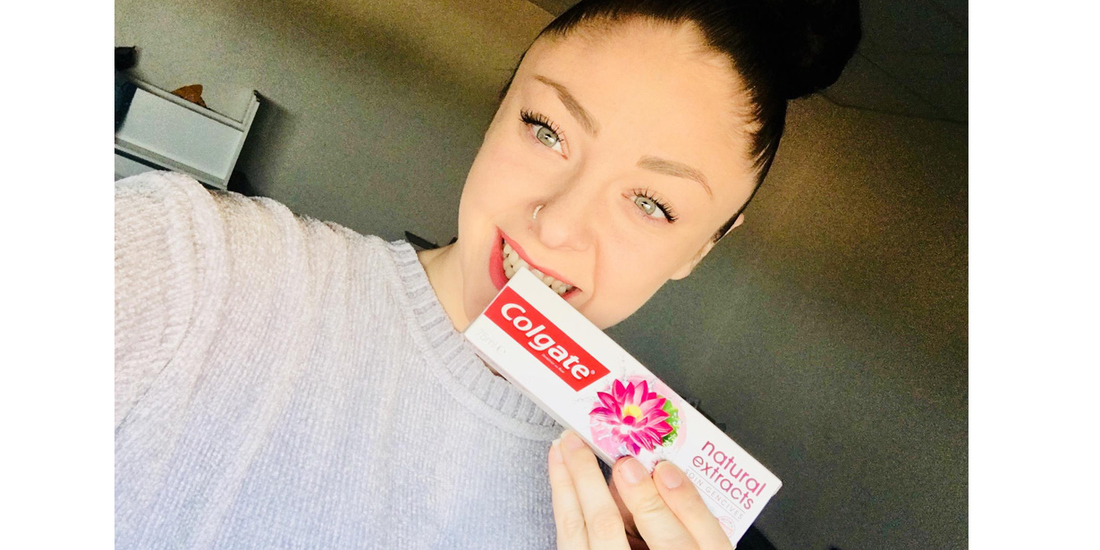 "Que dire ? A part que j’en suis ravie ! Mes gencives sont moins douleureuses, elles ne saignent plus quand je me brosse les dents ! J’adore ce dentifrice merci Colgate." trnder Xiaa13