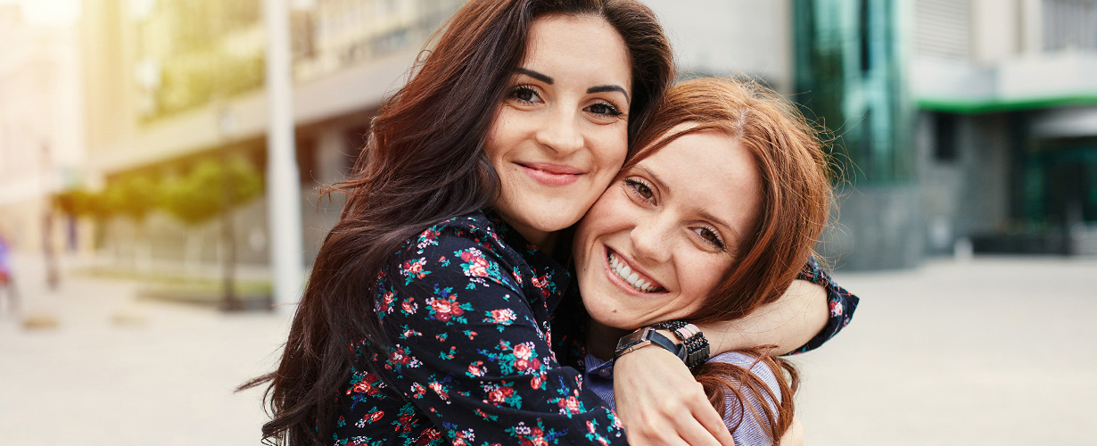 Avec Demak’Up Adapt, nous découvrons une innovation en exclusivité ! Notre mission principale est qu’un maximum de femmes autour de nous puissent découvrir et tester ces cotons. L’équipe Demak’Up a hâte de connaitre notre opinion.