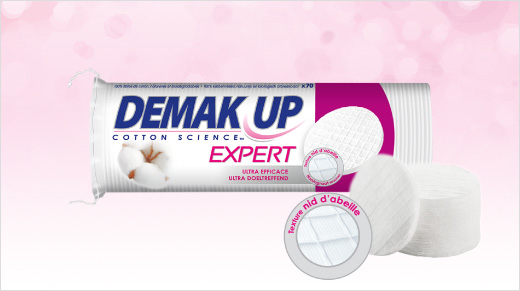 Pour un démaquillage en profondeur : les cotons Demak’Up Expert retirent en profondeur tout type de maquillages, même les plus résistants, grâce à leur grille en fil 100 % coton.