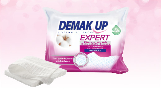 Pour un démaquillage efficace : les lingettes Demak’Up Expert assurent 80 % d’efficacité, visible dès le premier passage, pour un démaquillage facilité en un seul geste.
