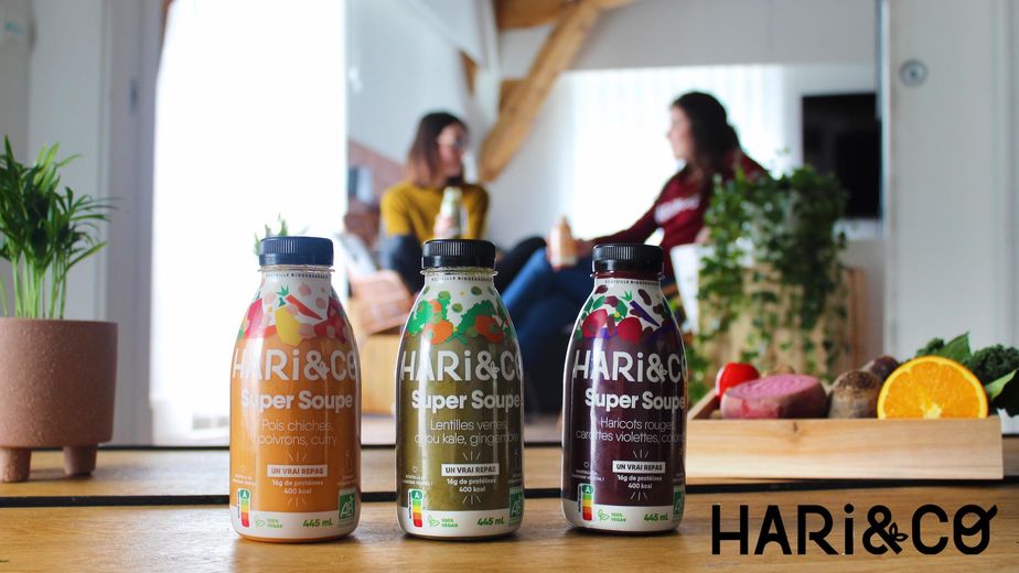 Découvre les Super Soupes bio HARi&CO, une alternative végétale et Made in France aux traditionnels sandwich ou salade préparés. 