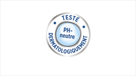 Le papier toilette humide Lotus est parfaitement respectueux de la peau : sa formule est réalisée sans paraben, sans alcool ni parfum*… <small>* Sauf la variété Amande Cocoon.</small>