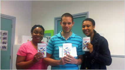 Les collègues de trnder Lillue enthousiastes à essayer leur première lessive sans tri ! 