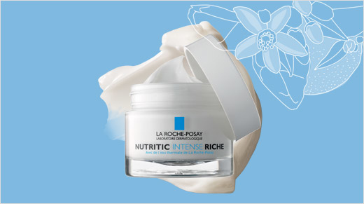 NUTRITIC INTENSE, c’est aussi une texture à la sensorialité remarquable : un toucher baume ultra-nourrissant qui fond sur la peau sans effet gras. Au délicieux parfum de fleur d’oranger.