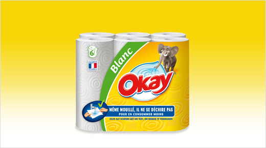 Okay nous présente ses essuie-tout, qui, même mouillés, ne se déchirent pas.