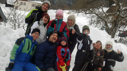 bouche-à-oreille Oral-B Pro-Expert avec la famille de trnder sunjuju