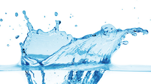 Dans notre quotidien, nous savons que pour bien nettoyer, l’eau est un élément indispensable. Une logique implacable qui se retrouve désormais également dans nos toilettes...