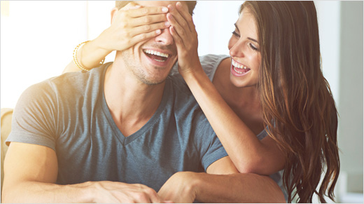 … pour restituer une expérience peau contre peau et procurer un maximum de sensations entre les deux partenaires.