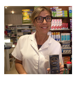 Défi tout aussi réussi par trnder Xxlenaa et une pharmacienne rayonnante ! (Serait-ce l’effet SKYN qui déteint ?)