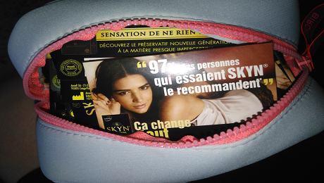 rangement préservatif skyn