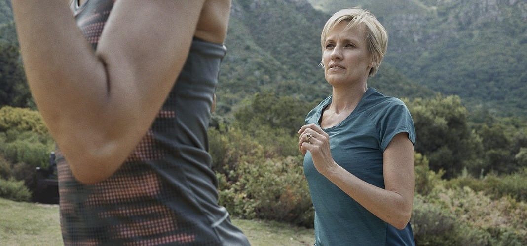 TENA Silhouette Noir