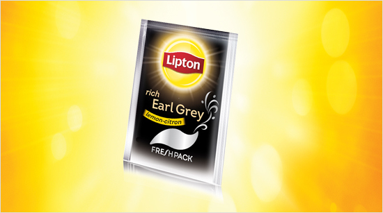 …grâce à son sachet Freshpack qui capture et préserve les saveurs du thé Lipton Earl Grey, et ne les libère qu’à l’ouverture !