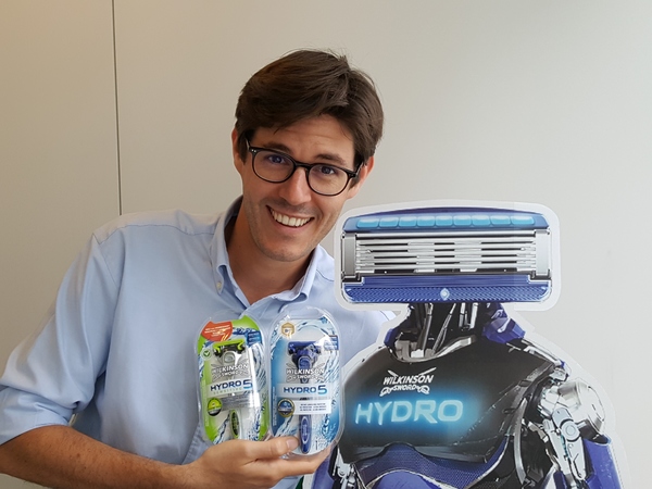Maxime, chef de produit Wilkinson Hydro 5