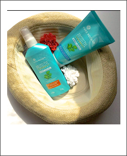 trnder Puppy71 ne partira pas à la plage sans sa routine solaire Yves Rocher !   