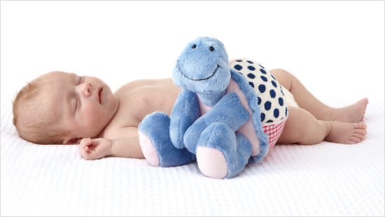 Mindemellett fontos, hogy a Bepanthen Baby kenőcs nem tartalmaz színezéket, illatanyagot és tartósítószert (például parabéneket) sem.