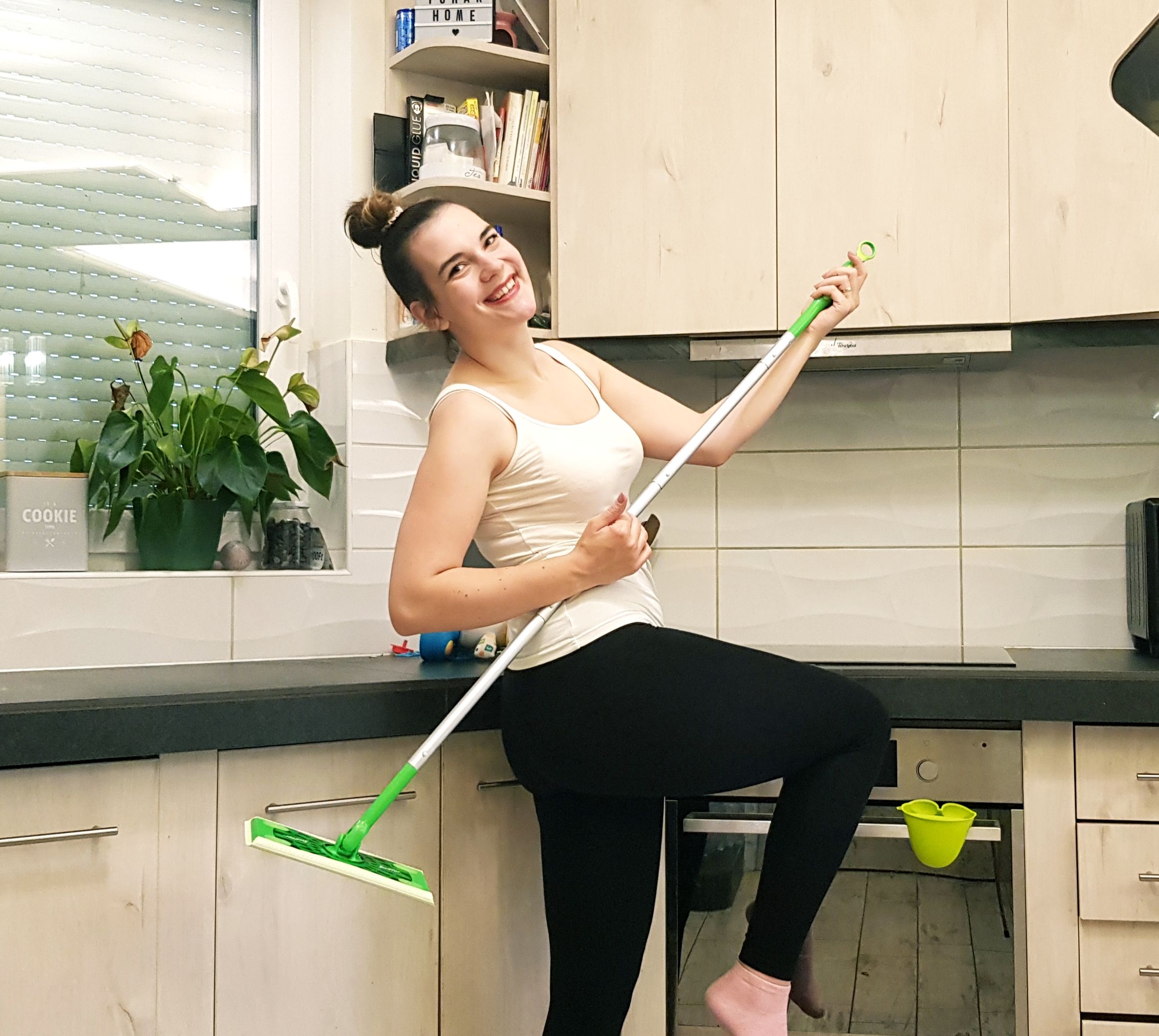  Oszd meg a takarítás örömteli pillanatait a #Swifferrel! ✔