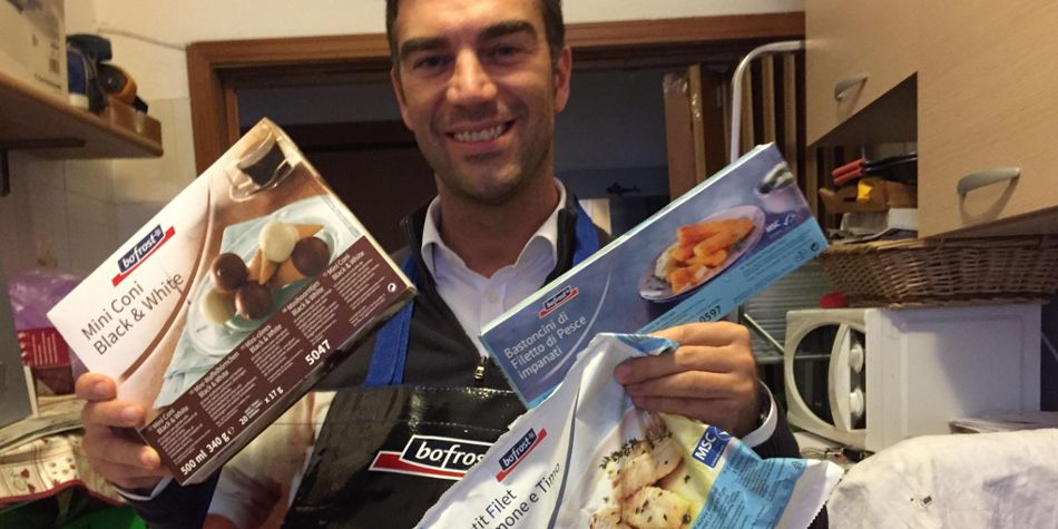 trnder fracutra con il suo kit pesce.