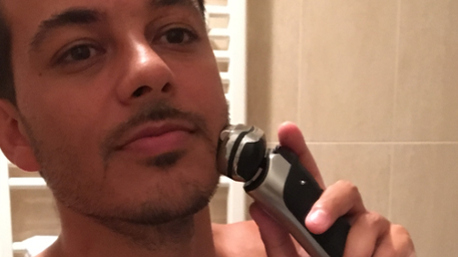 trnder TheMask86 testa il modello Series 9 9290cc.