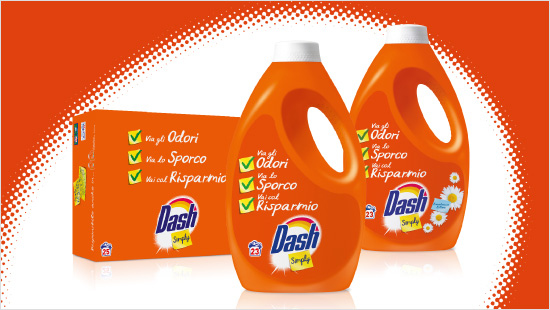 Dash Simply è disponibile nel formato liquido nelle varianti Regolare e Freschezza Estiva, così come nel formato in polvere. 