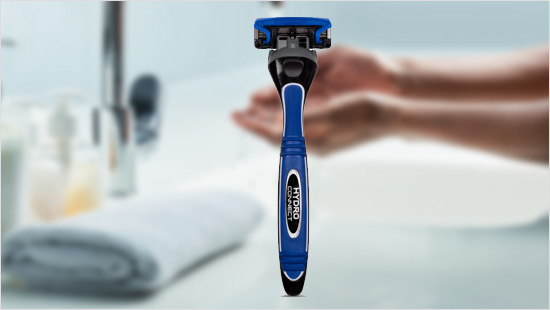 Wilkinson Hydro Connect è il rasoio creato appositamente per proteggere la pelle maschile dalle irritazioni e per avere sempre un viso liscio e perfettamente rasato.