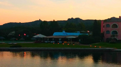 Il tramonto in Costa Smeralda immortalato da trnder jessicaj88.