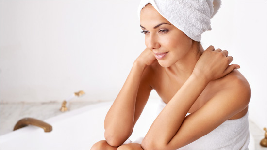  … che garantisce idratazione e morbidezza ed è indicato nei casi di secchezza e ridotta elasticità di cute e mucose intime…