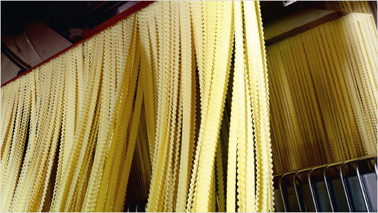 … che viene prodotta attraverso una lavorazione tradizionale di oltre 125 anni fa.