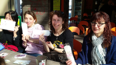 trnder babi74 ha organizzato un'uscita con alcune ragazze del gruppo di Facebook al quale fa parte e ne ha approfittato per parlare dei proteggi-slip Lights by TENA e dare a tutte dei campioni! 