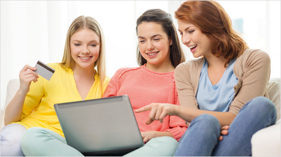 Insieme vogliamo provare lo shopping online con Zalando, facendolo conoscere ad amici e conoscenti. Pronti per una nuova esperienza di shopping? Via!