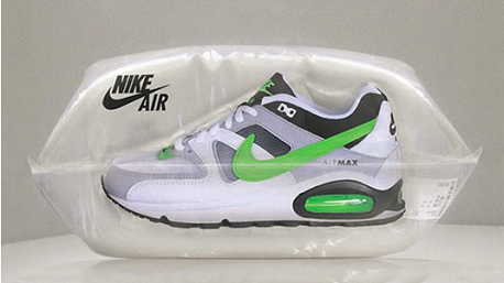 Waarom zou je Nike Air-schoenen verpakken in een kartonnen schoenendoos als je ze ook gewoon kunt  verpakken in … air?
