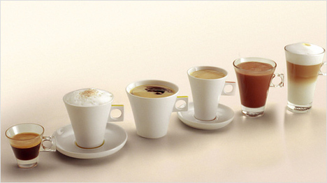 …de gepatenteerde technologie er automatisch voor zorgt dat elk type capsule de juiste druk krijgt. Espresso bereid je bijvoorbeeld onder hoge druk, terwijl Latte Macchiato juist minder druk nodig heeft.