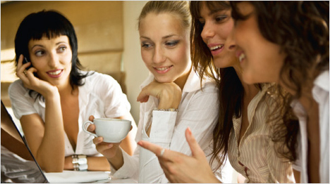 In ons trnd-project gaan 1.000 trnd-partners 4 variaties uitproberen: Grande Caffè Crema, Espresso Intenso, Cappuccino, en Latte Macchiato en deze laten proeven aan familie, vrienden en bekenden.