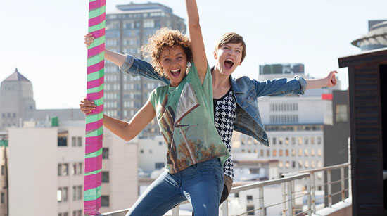 Het team van Libresse is benieuwd naar onze meningen en nodigt daarom 2.500 vrouwen uit om Libresse CurveFit inlegkruisjes te testen. Samen proberen we de inlegkruisjes uit en maken we ze bekend bij vriendinnen en bekenden. We hebben er zin in!