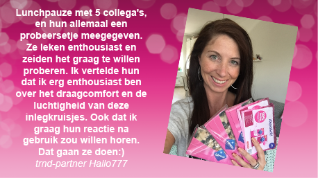 trnd-partner Hallo777 gebruikt de lunchpauze om over Libresse te beginnen. Op de foto zien we trnd-partner Vievje klaar om de samples uit te delen!