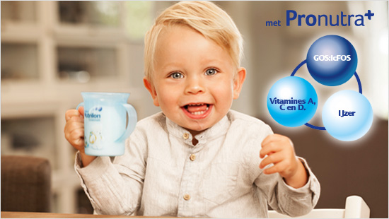 Nutrilon Dreumesmelk met Pronutra bevat de vitamines A, C en D, welke de werking van het immuunsysteem ondersteunen. Ook bevat het ijzer, dit ondersteunt een normale hersenontwikkeling.