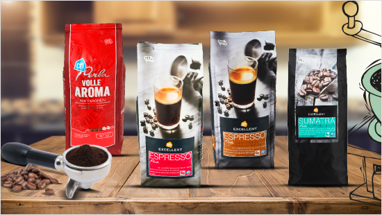 … team koffiebonen proeft Perla Aroma, Perla Excellent Espresso Dark Roast, Perla Excellent Espresso Originale en Perla Excellent Sumatra …