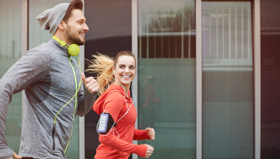 Testuj adidas ADIPOWER 72H w wymagających sytuacjach.