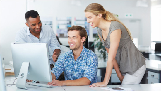 Udział w projekcie daje możliwość zaproszenia na badanie wzroku przyjaciół i znajomych. W każdym zestawie znajduje się 5 zaproszeń!